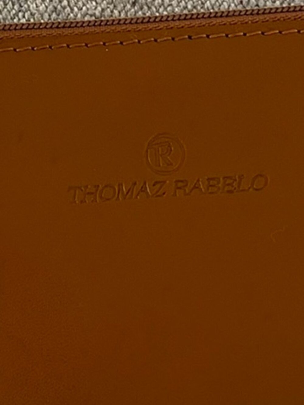 Thomaz Rabelo Tan Leather Small Moon Shaped Hand Bag - Picture 10 of 12